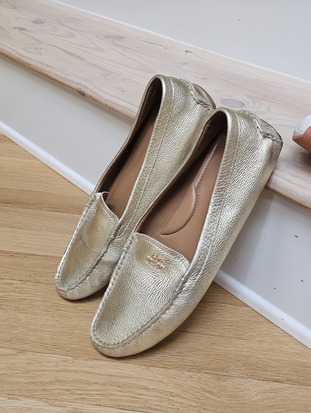Coach Pebbled Leather Amber Gold Metallic Loafer - Picture 4 of 13